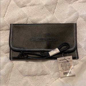 NWT Studio Gear Professional Brush Bag